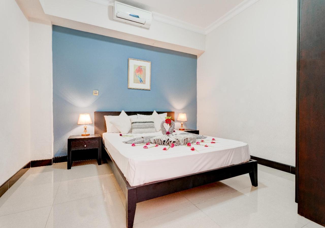 Pereybere Apartment With Breakfast And Private Balcony Pereybere Beach Екстериор снимка